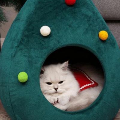 niche-à-chat-sapin-de-noel-confort