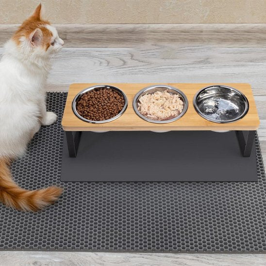 chat assis avec gamelle chat surelevee industrielle triple bols inox