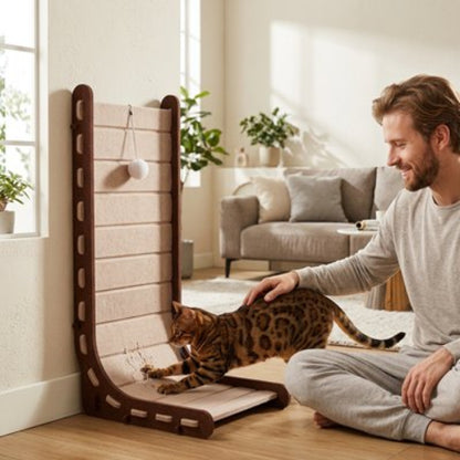 griffoir chat marron incurve maitre chat griffant salon