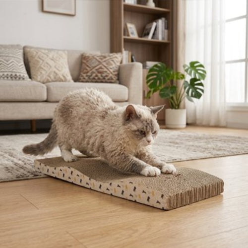 griffoir en carton pour chat vagues chat griffant salon