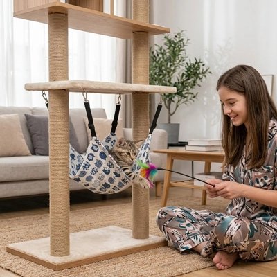 hamac pour chat blanc avec motifs chat jouant maitresse