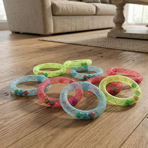 jeux pour chat anneaux multicolores salon
