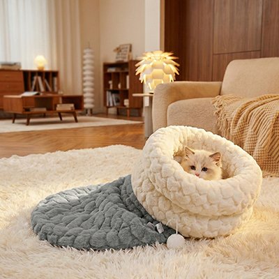 lit pour chat peluche douce gris chat allonge salon