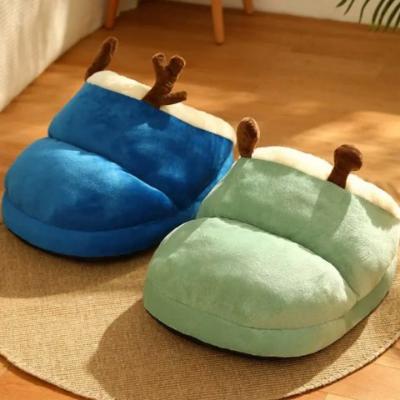 niche-à-chat-pantoufle-douillet