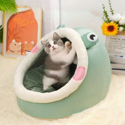 niche pour chat grotte verte avec chat