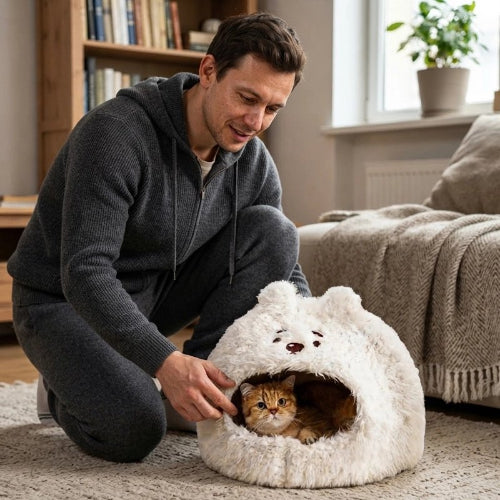 niche pour chat ludique blanche maitre avec chat