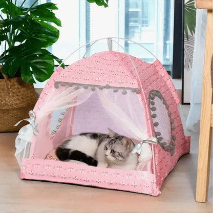 niche pour chat tente a fleurs rose chat allonge