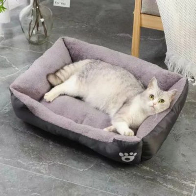 panier-pour-chat-colore-noir