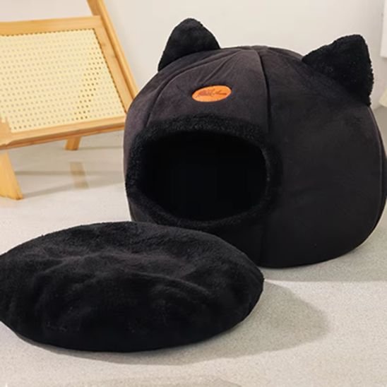 panier pour chat tete felin noir salon