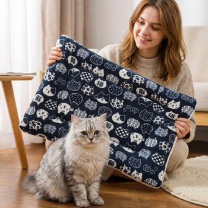 tapis chat motifs felins chat assis salon maitresse